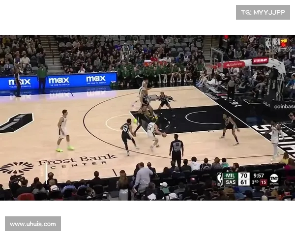激烈对决再现精彩瞬间 NBA赛场最精彩的高光时刻合集 激烈对决再现精彩瞬间 NBA赛场最精彩的高光时刻合集