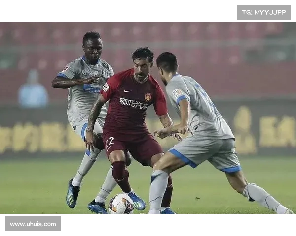 禁区抢点战术解析与应用:提升进攻效率与破解防守策略的关键 禁区抢点战术解析与应用:提升进攻效率与破解防守策略的关键